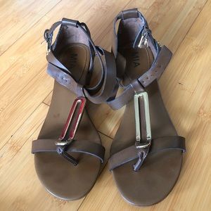 MIA Sandals Brown